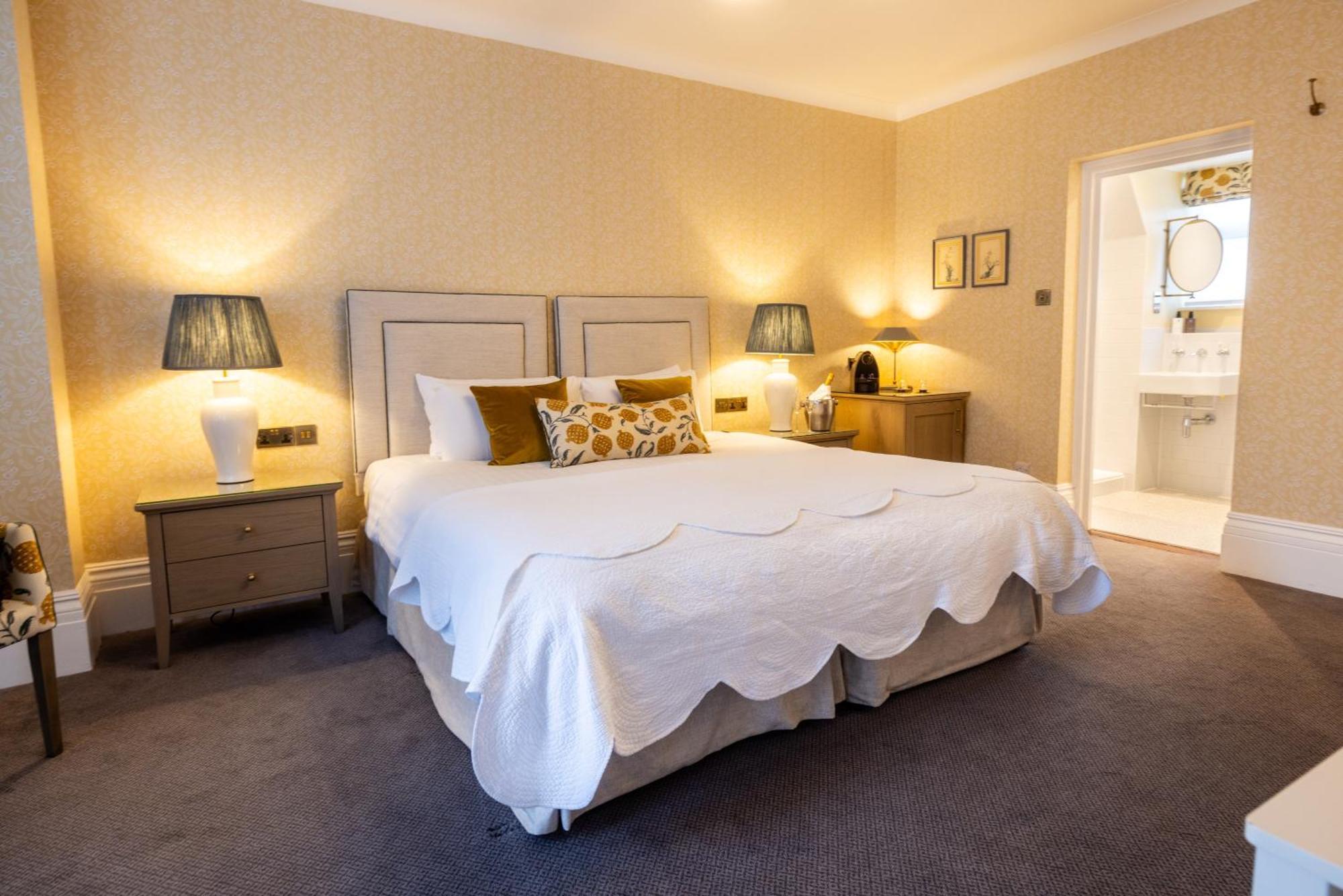 Executive Double Room,1619167036:JPEG